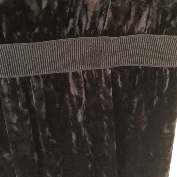 NYC Eva Mendes Velvet Dress - Picture 4 of 5